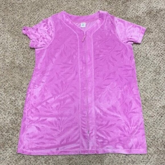 Croft & Barrow Pink Short Plush Short Sleeve Robe/Cover Up – 1X - Picture 1 of 3